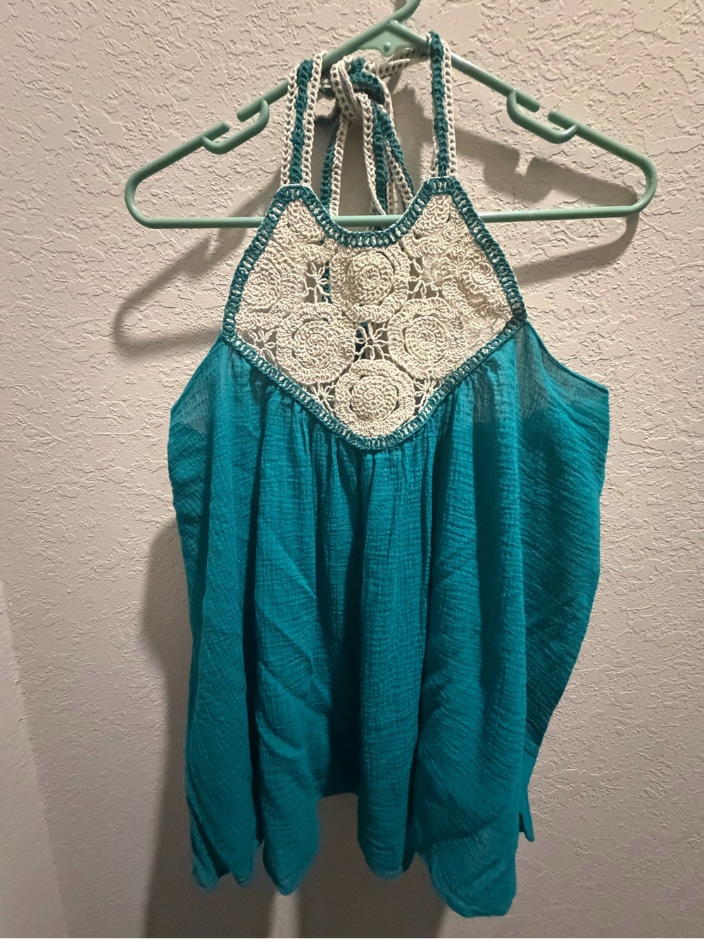 Easel Crochet Halter Tank Top - Teal